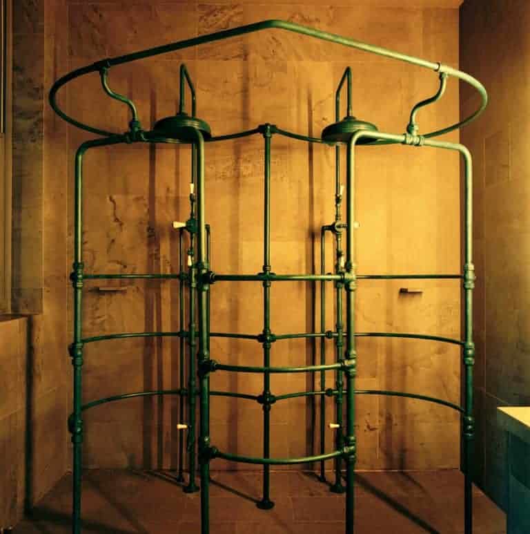 PROJECTS-AUDLEY-STREET-SHOWERS-DOUBLE-SHOWER-VERDIGRIS-LA-CAGE-D-AMOUR-min